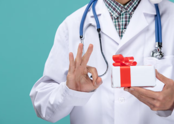 привітання на День медика