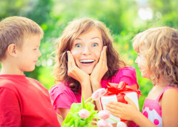 Душевні привітання мамі на день народження