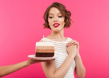 у тітки день народження