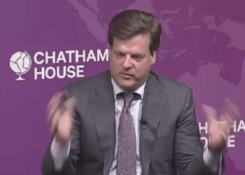 Паттон на інвестиційній конференції не пояснив навіщо під час війни ACP почав банкрутити українські компанії GNT Group