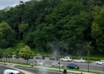 Біля дитячої лікарні у Львові облаштовували доріжку-серпантин та парковку на 60 авто