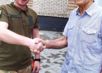 Червоноградець Степан Кушпетюк передав власне авто для захисників України