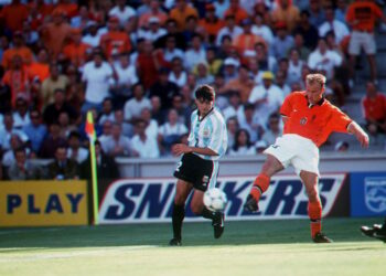 Дивіться найкрутіші голи в історії футболу | Футбол |