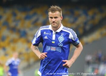 До київського футбольного клубу «Динамо» повернувся Андрій Ярмоленко