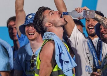 Гріліш – про святкування: “Ми виграли требл. Мені все одно, що про мене думали” | Футбол |