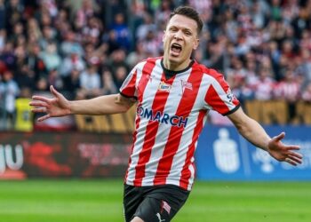 Коноплянка запропонував свої послуги малайзійської команді | Футбол |