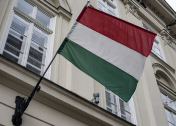 Посольство України вивезло з Угорщини трьох військовополонених