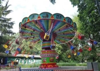 У Львові відкрито сезон атракціонів в парку культури | Львів