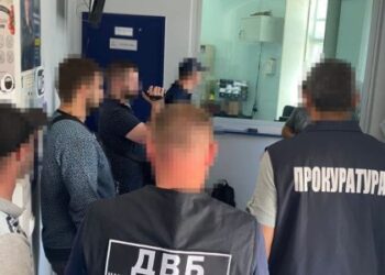 1300 дол. США: на Львівщині викрито правоохоронця на хабарі — Львівщіна