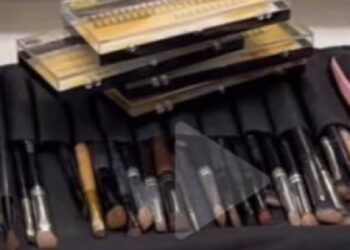 Брудні кісточки та дешева косметика: у львівському салоні краси скаржаться на жахливі умови