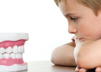 Як львів’яни доглядають за зубами дітей та чи часто відвідують стоматолога. Опитування