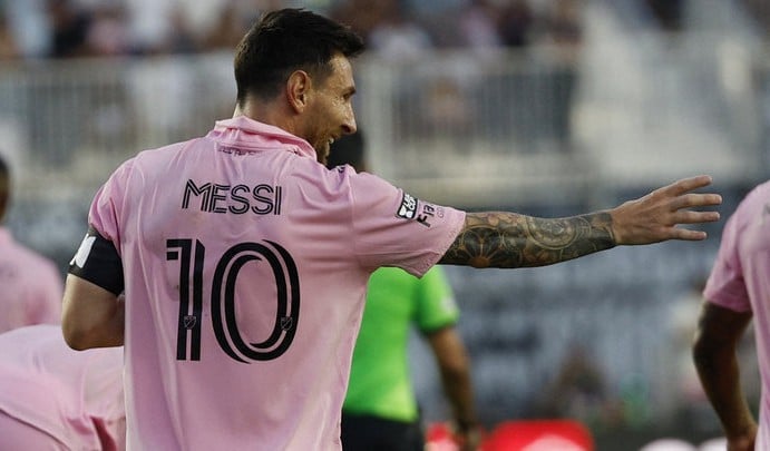 Лео Мессі зробив дубль правою ногою вперше за довгий час