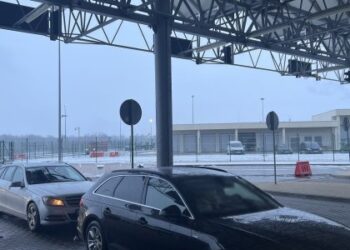 На кордоні з Польщею понад пів тисячі авто: яка ситуація у пунктах пропуску — Львівщіна