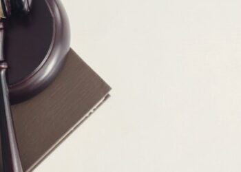 На Львівщині оштрафували стоматолога, який у лікарні матюкався та показував геніталії — Львівщіна