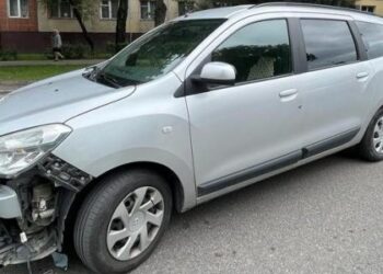 На Львівщині зіткнулися легковик та мотоцикл: мотоцикліст в лікарні — Львівщіна