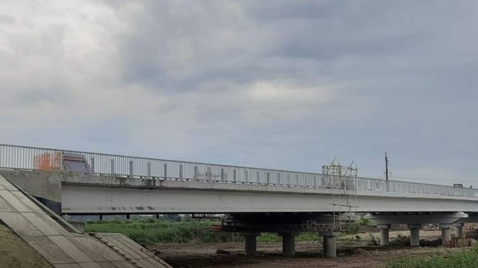 МІСТ ЧЕРЕЗ РІЧКУ ЗАХІДНИЙ БУГ