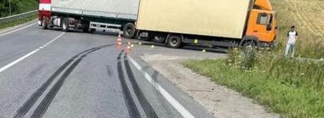 На Золочівщині вантажівка збила велосипедиста: чоловік загинув