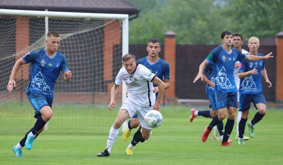 Провал УПЛ. «Колос» програв клубу Першої ліги. «Зоря» поступилася словакам