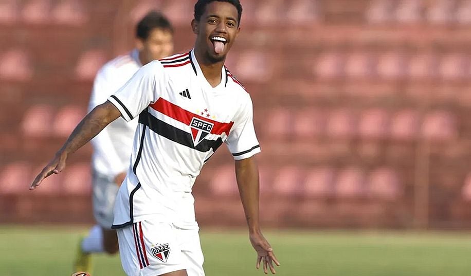 Стала відома сума трансферу Невертона в «Шахтар»