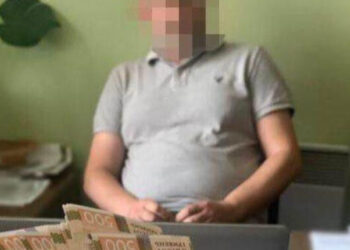 Суд відсторонив від посад чиновників з Червонограда, які вимагали хабарі у підприємців – Надзвичайні події