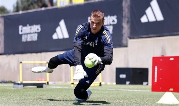 Тренер воротарів «Реала» жорстко відчитав Луніна на тренуванні