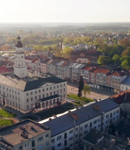 У Дрогобичі пам’ятник Григорію Геврику позбавили радянської символіки У Дрогобичі пам’ятник Григорію Геврику позбавили радянської символіки