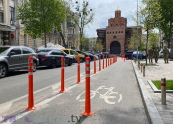 У Києві на восьми вулицях з’являться велодоріжки. Перелік