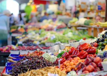 У Києві заборонили продаж швидкопсувних продуктів на ярмарках