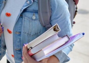 У львівських школах бракує майже двох сотень вчителів