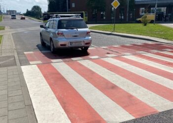 У Львові автомобіль збив 56-річну жінку на пішохідному переході