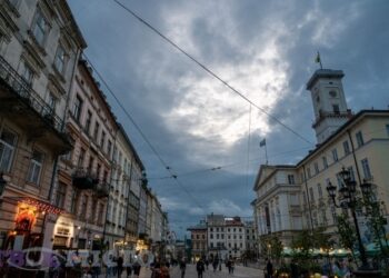 У Львові оголосили штормове попередження