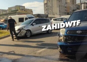 У Львові «Тойота» врізалась у «Рено»: утворився затор