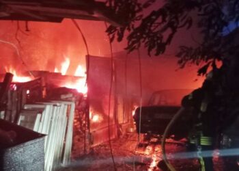 У Стрию згоріла «Волга» в гаражі — Львівщіна