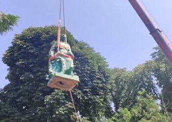 У Винниках позбулися пам’ятника радянському солдату