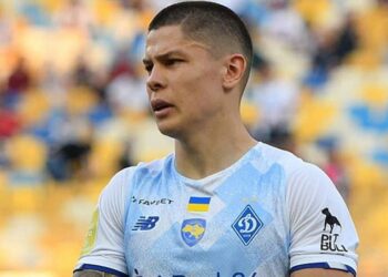 Захисник Динамо Попов отримав першою червону картку в новому сезоні | Футбол |
