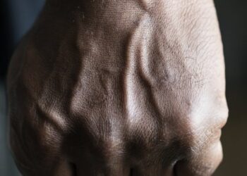 Заплатить понад 100 тис. грн: на Львівщині покарали чоловіка за побиття односельчанина — Львівщіна