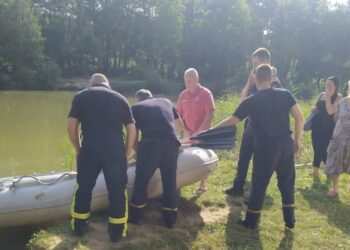 Біля Львова вночі чоловік втопився під час купання