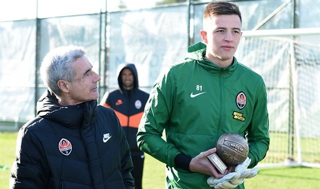 Каштру рекомендував «Бенфіці» Трубіна