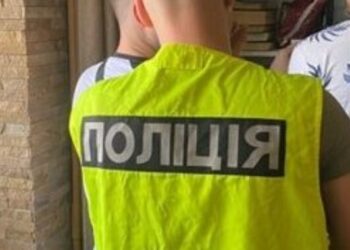 Львів’янин продавав неякісні підробки під виглядом оригінальних навушників – Надзвичайні події