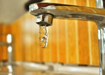 Майже 100 будинків у Львові до вечора будуть без гарячої води: перелік адрес