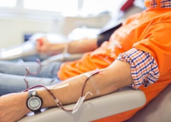 На Львівщині спростували фейк, що мешканці не хочуть здавати кров для військових