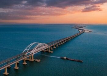 Росія терміново посилила охорону Кримського моста – Світ