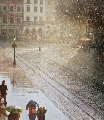 Шквали, град, грози: у Львові оголошено штормове попередження