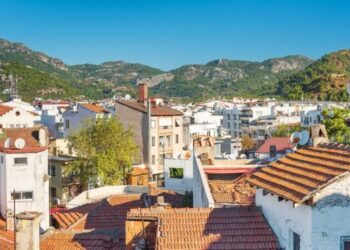 Туреччина вводить податок для туристів, які не хочуть жити в готелях – Світ