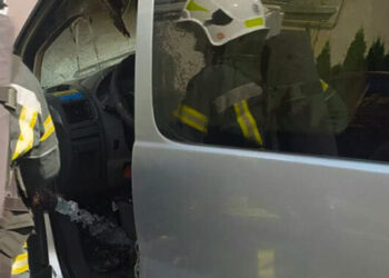 У Дрогобичі, під час руху, загорілося авто: власник отримав опіки – Надзвичайні події