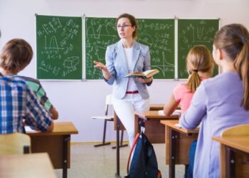 У школи Львова шукають вчителів. Перелік вакансій