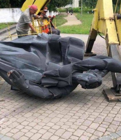 В одному з районів Львівщини до кінця серпня демонтують всі радянські пам’ятники