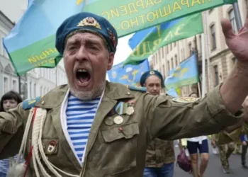 В Росії п’яний десантник з іграшковим пістолетом спробував захопити вежу “Москва-Сіті” – Світ