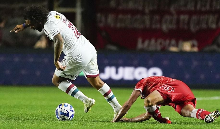 Страшна травма. Марсело наступив на суперника і зламав тому ногу