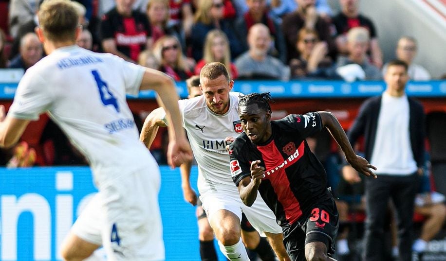 Баєр розгромив Ганденгайм і наздогнав Баварію